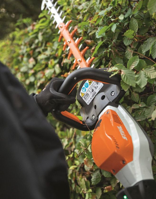 riparazione attrezzi da giardino